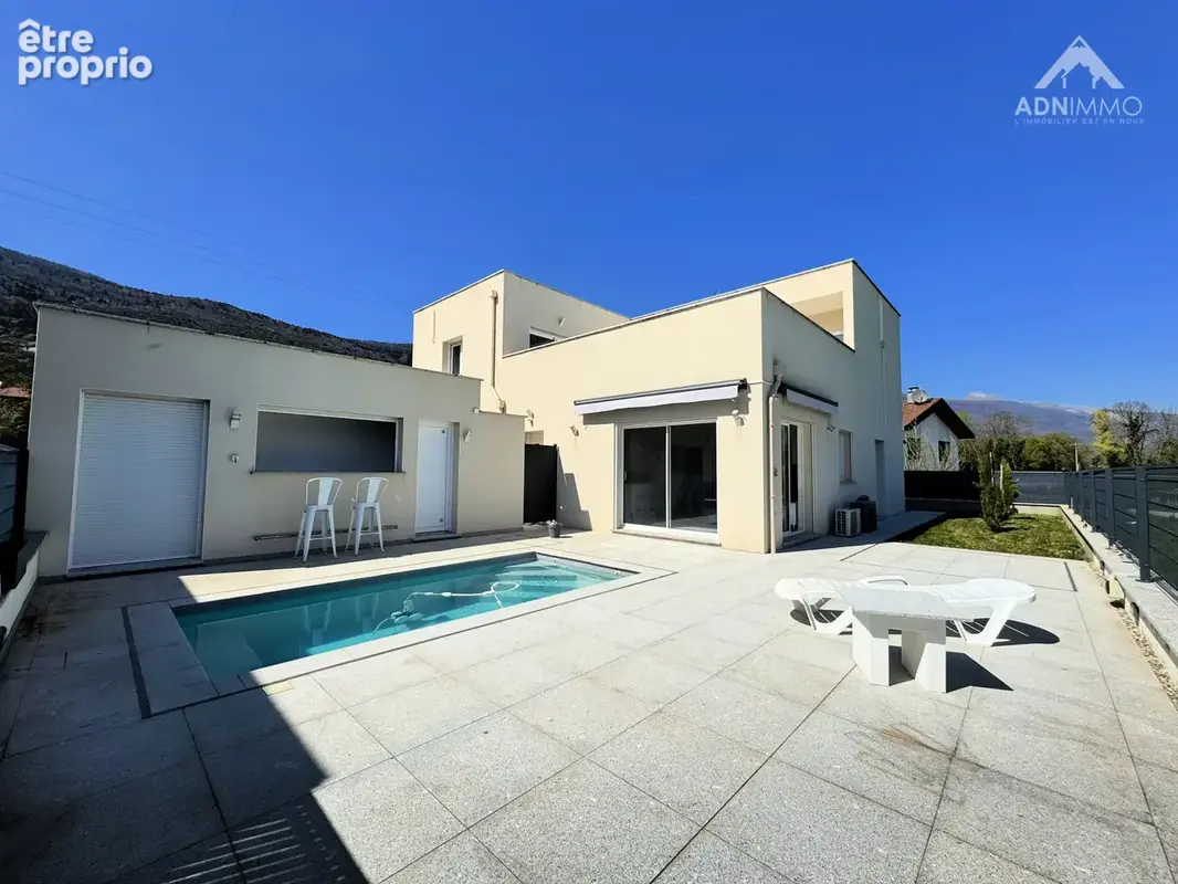 Maison 5 Pièces 155 m2 - photo 2