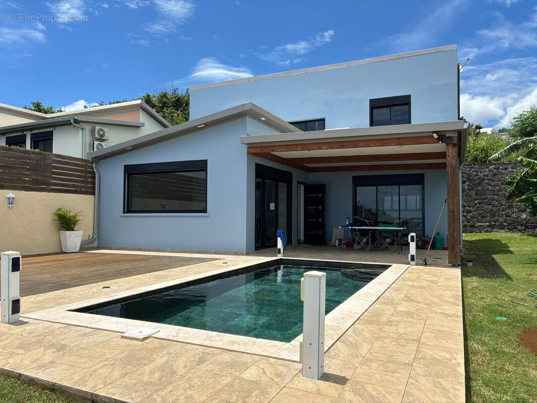 Maison à SAINT-DENIS