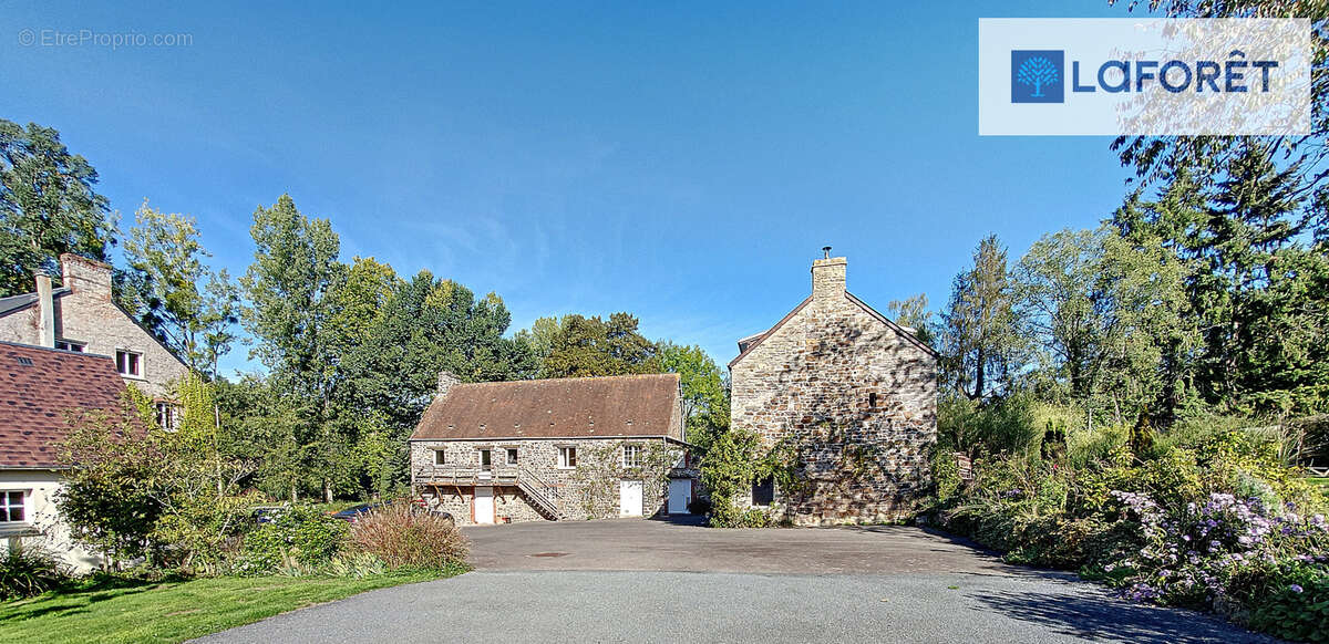 Maison à THURY-HARCOURT
