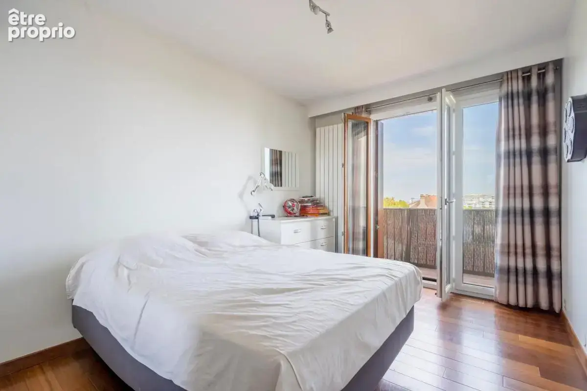 Appartement de 4 pièces de 98 m² à Fontenay-sous-Bois - photo 8