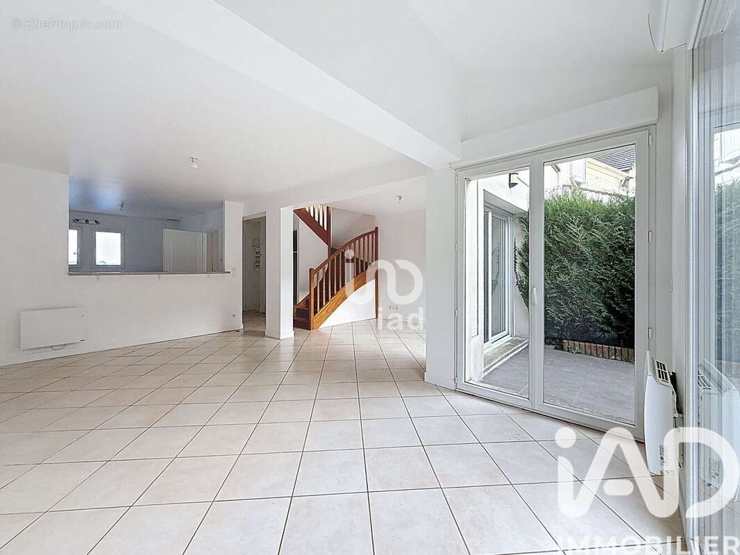 Photo 5 - Maison à MORAINVILLIERS