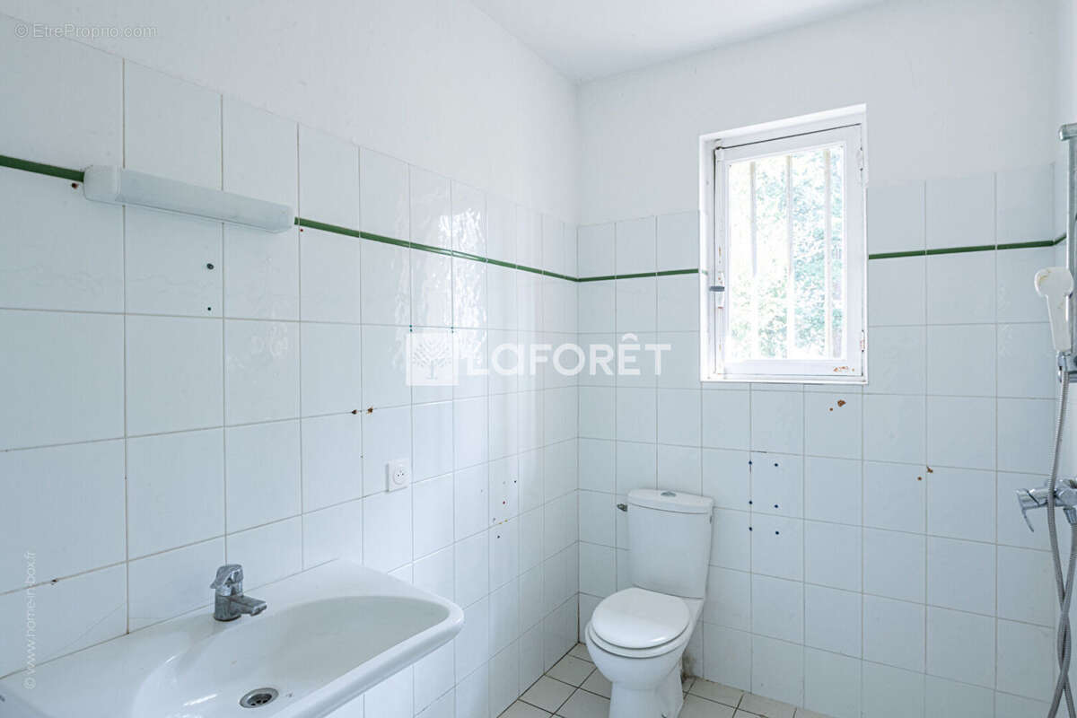 Maison à LA CELLE-SAINT-CLOUD