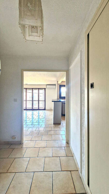 Appartement à FREJUS