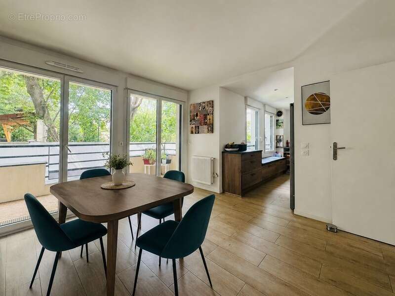 Appartement à ISSY-LES-MOULINEAUX