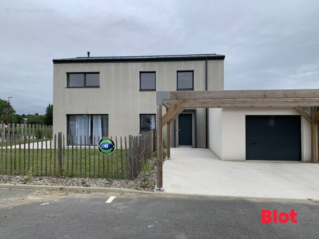 Maison à SAINT-GILLES