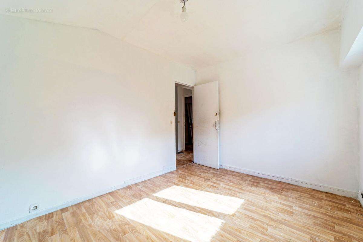 Appartement à VILLENEUVE-SAINT-GEORGES