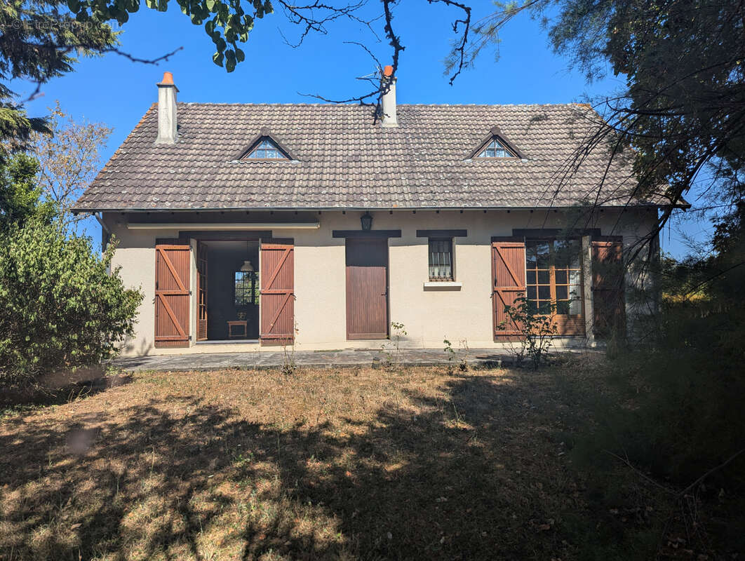 Pavillon traditionnel dans quartier résidentiel ! - photo 19