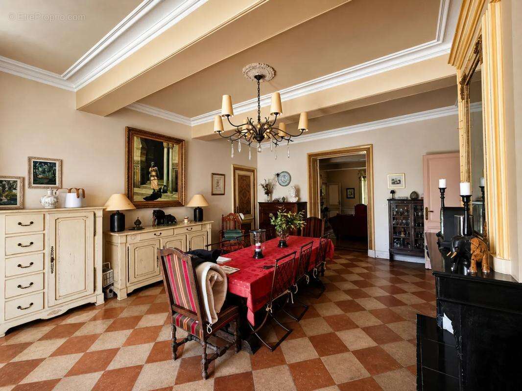 Propriété de 12 pièces de 820 m² à Samazan - photo 8