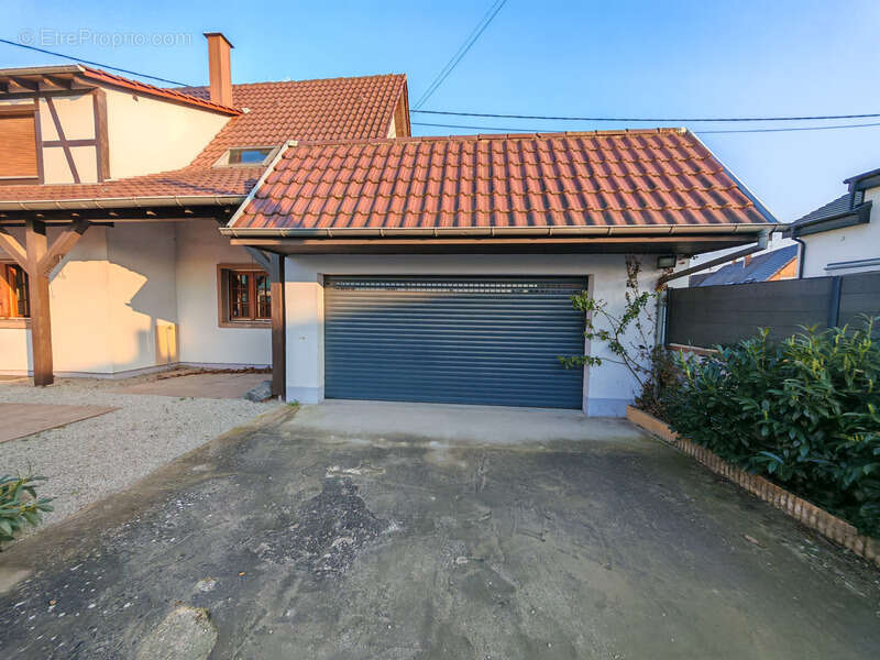 Maison à WEYERSHEIM