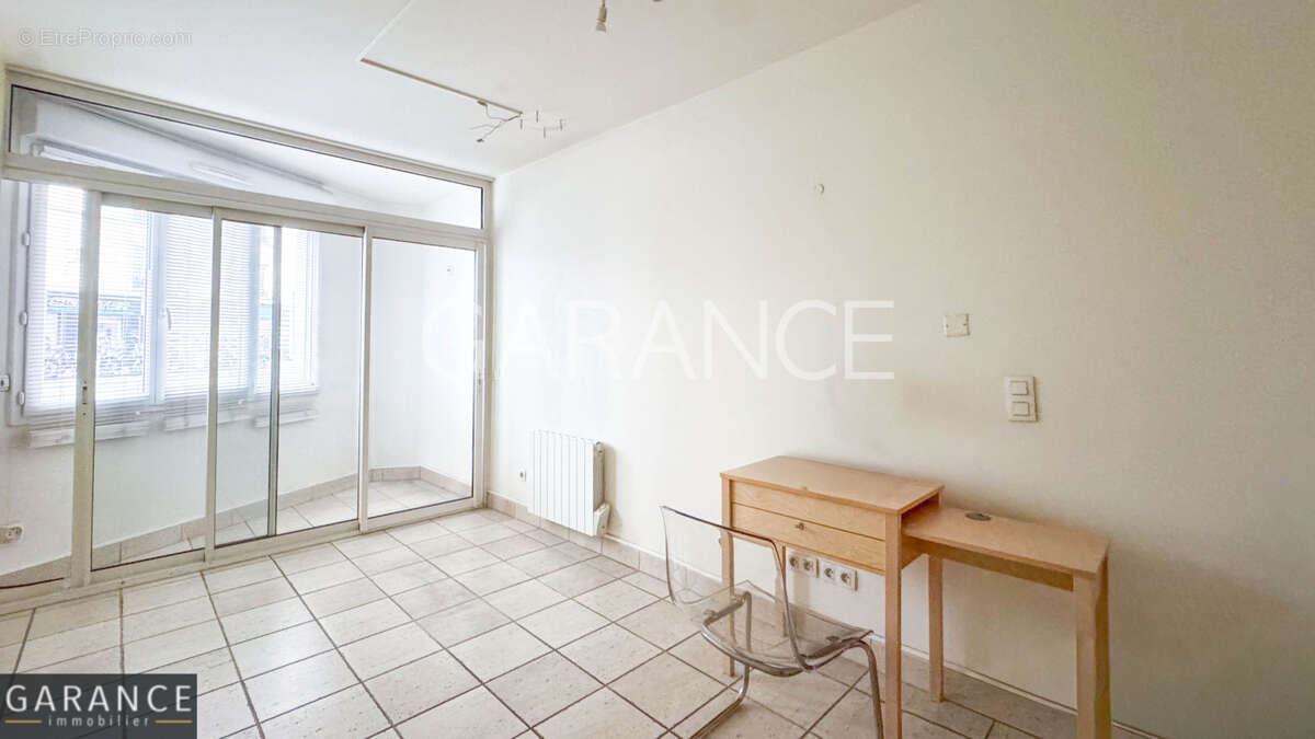Appartement à PARIS-12E