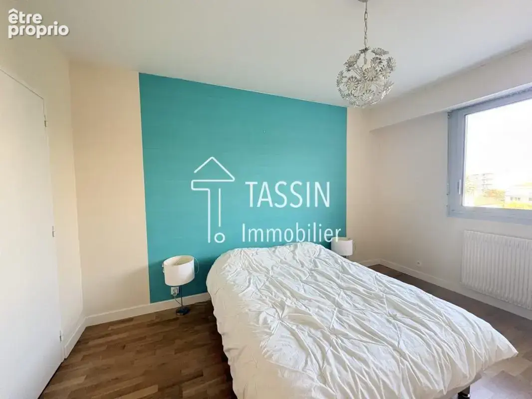 Tassin Bourg - Appartement T4 en dernier étage - photo 5