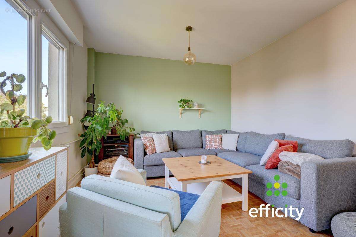 Appartement à OULLINS