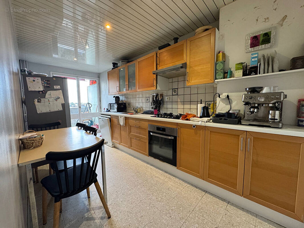 Appartement à MARSEILLE-12E