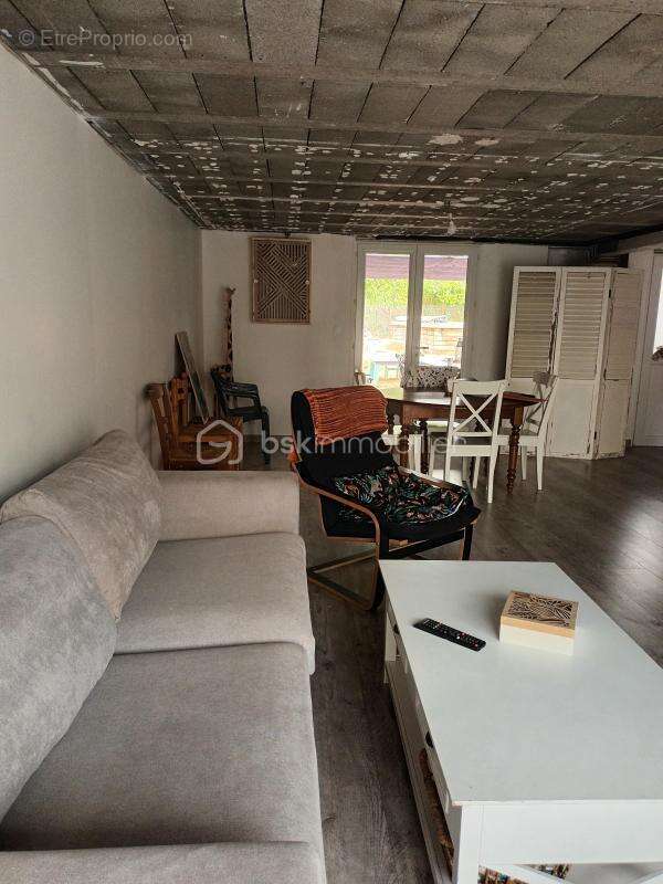  Maison 4 chambres avec terrain arboré de 1 548 m² – À 5 min de Saint-Jean-d'Angély - photo 15