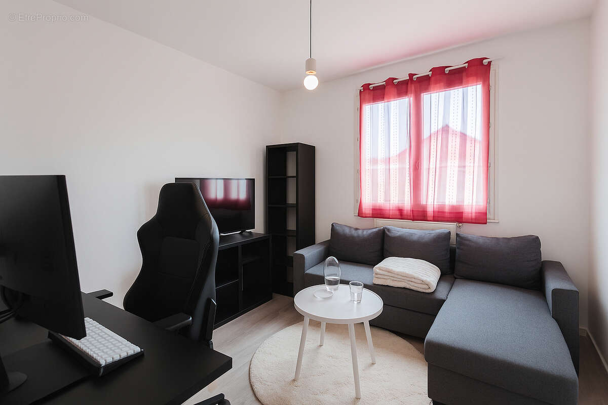 Appartement à FONTAINE