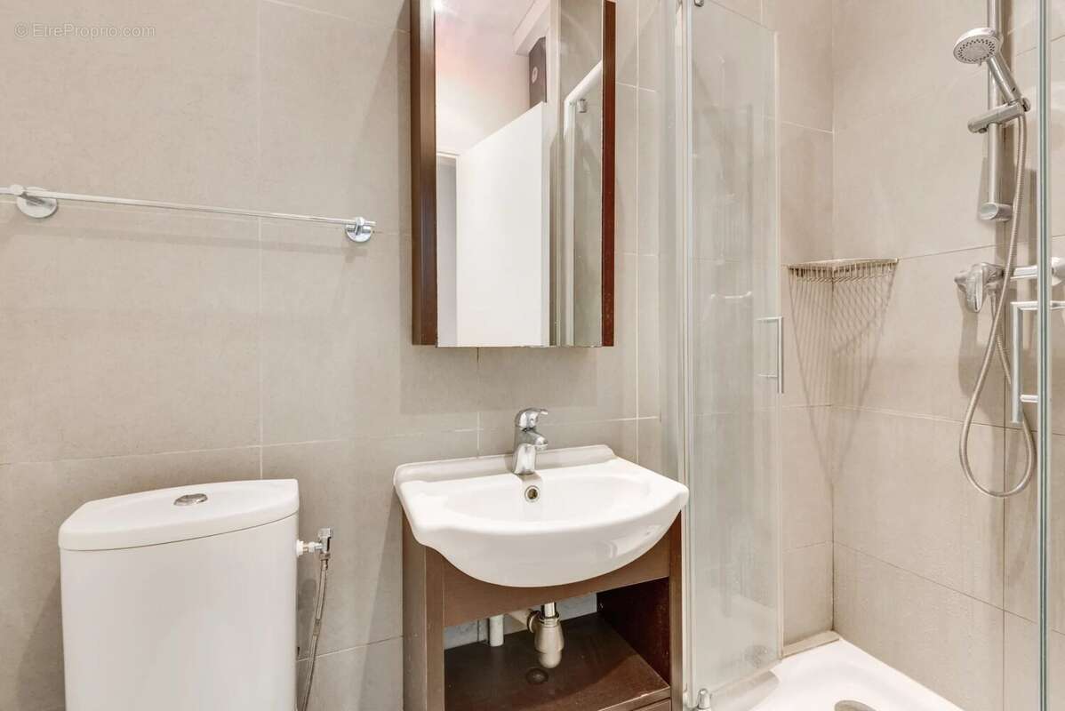 Appartement à PARIS-11E