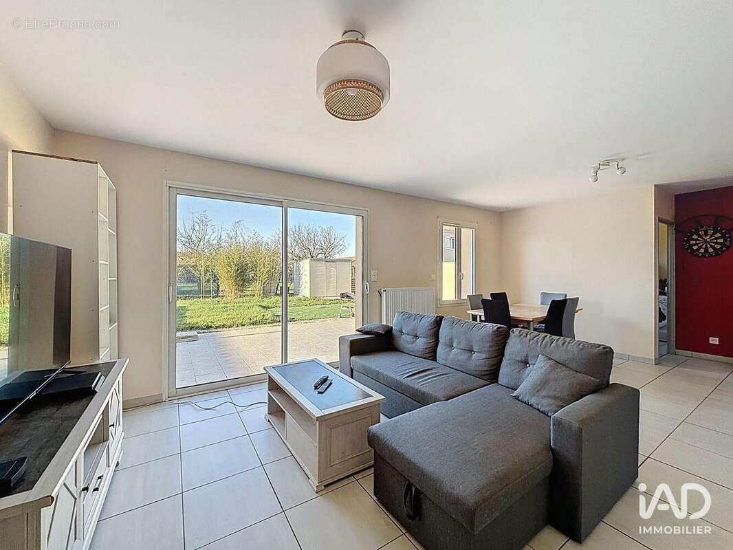 Photo 3 - Maison à NEUVILLE-DE-POITOU