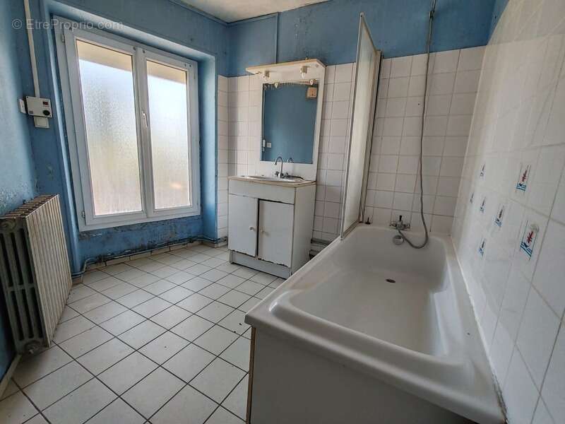 Maison à vendre 5 pièces LA BRUFFIERE (85) - photo 6