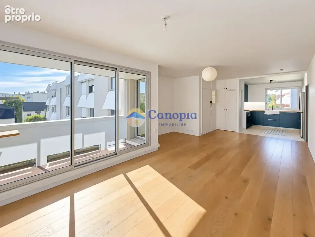 Appartement à L'HAY-LES-ROSES