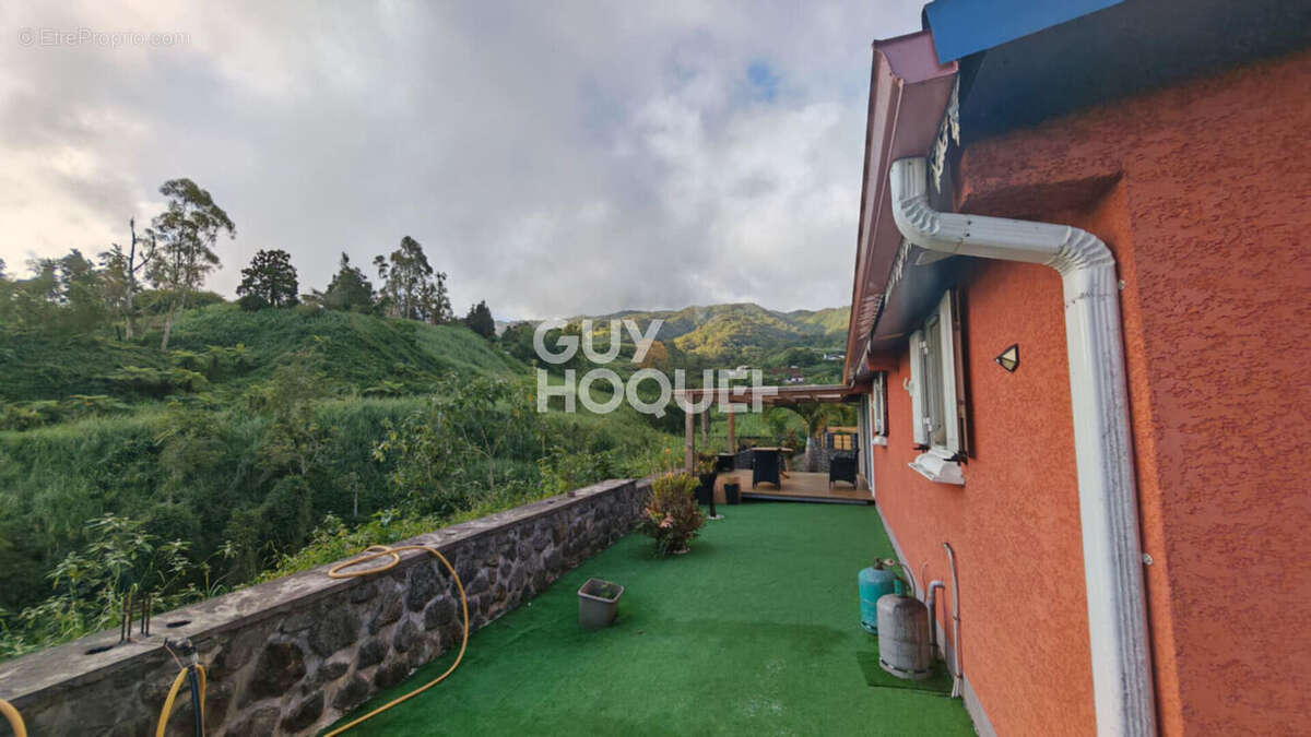 Maison à LES AVIRONS