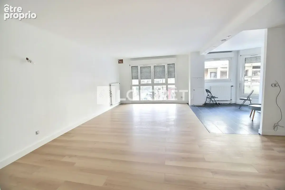 Appartement Villeneuve La Garenne 3 pièces 67.53 m2 + Terrasse 27 m² - photo 3