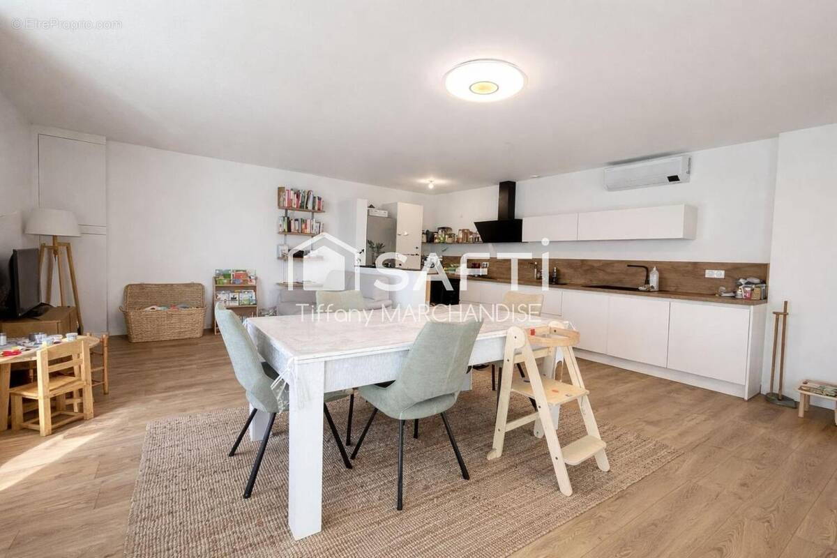 Photo 1 - Maison à MARTIGNAS-SUR-JALLE