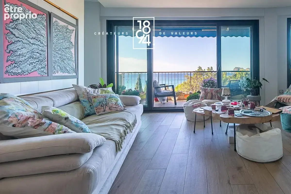 Appartement entièrement rénové de type 2 de 53m2 - Terrasse - Vue mer - Cave - Secteur Fontsainte - photo 6