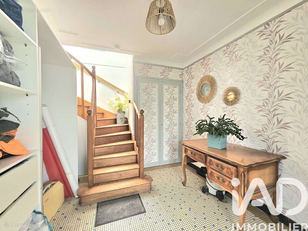 Maison 96 m² à Saint-Georges-De-Rex  - photo 4