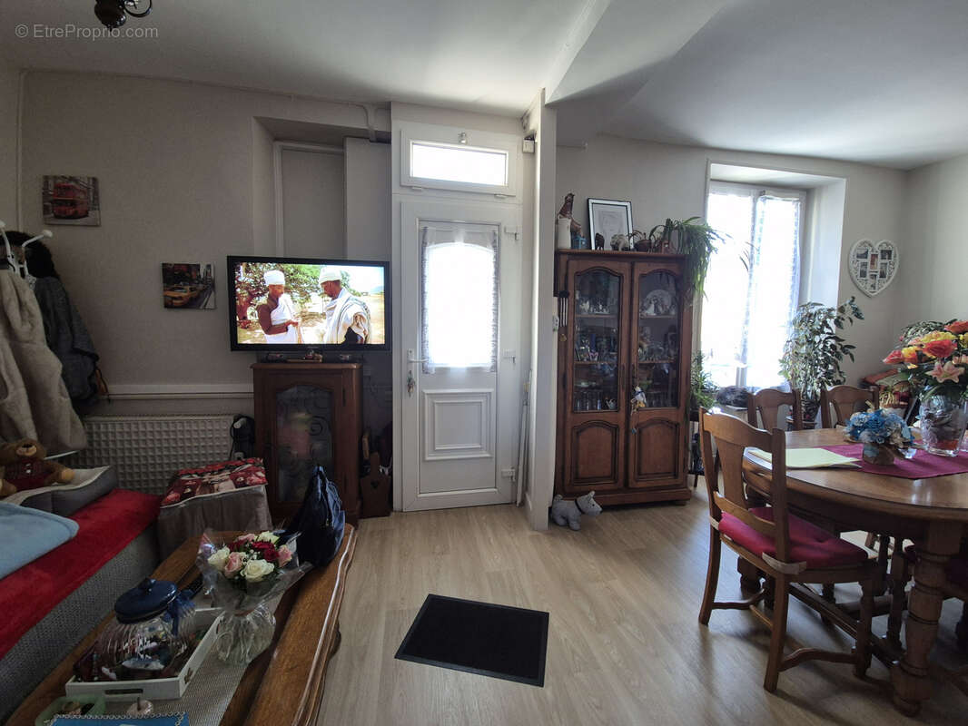 Maison à SABLE-SUR-SARTHE