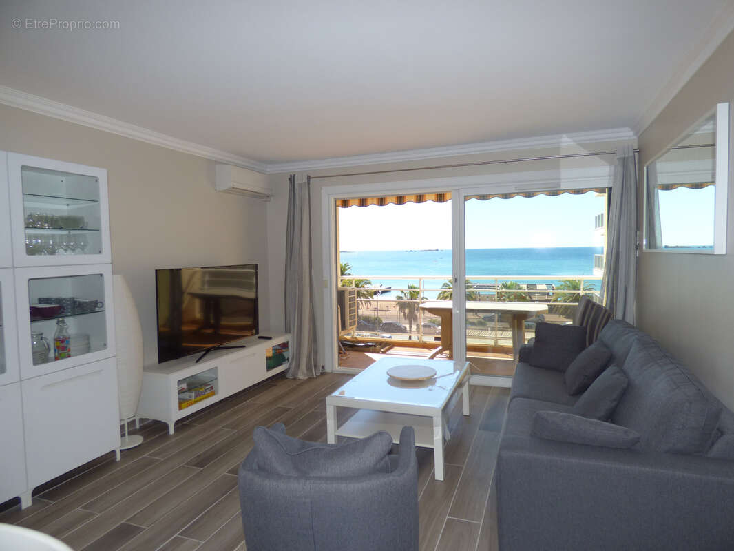 Appartement à FREJUS