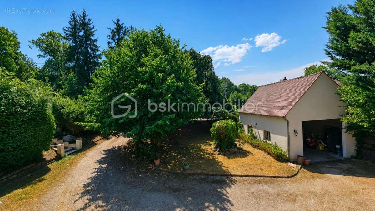 Propriété de caractère avec piscine - photo 5