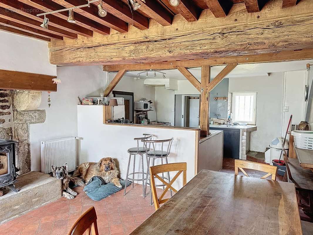 Maison à AISY-SOUS-THIL