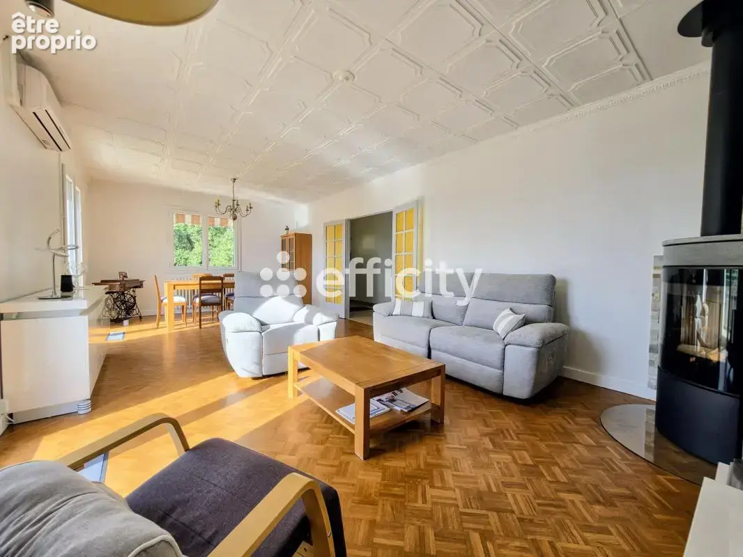 Maison 6 pièces 140 m² à vendre à Saint-Astier (24110) - photo 3