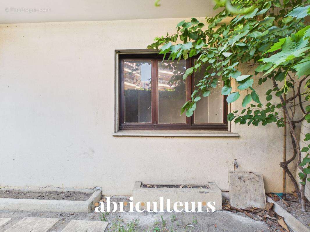 Appartement à LE CANNET