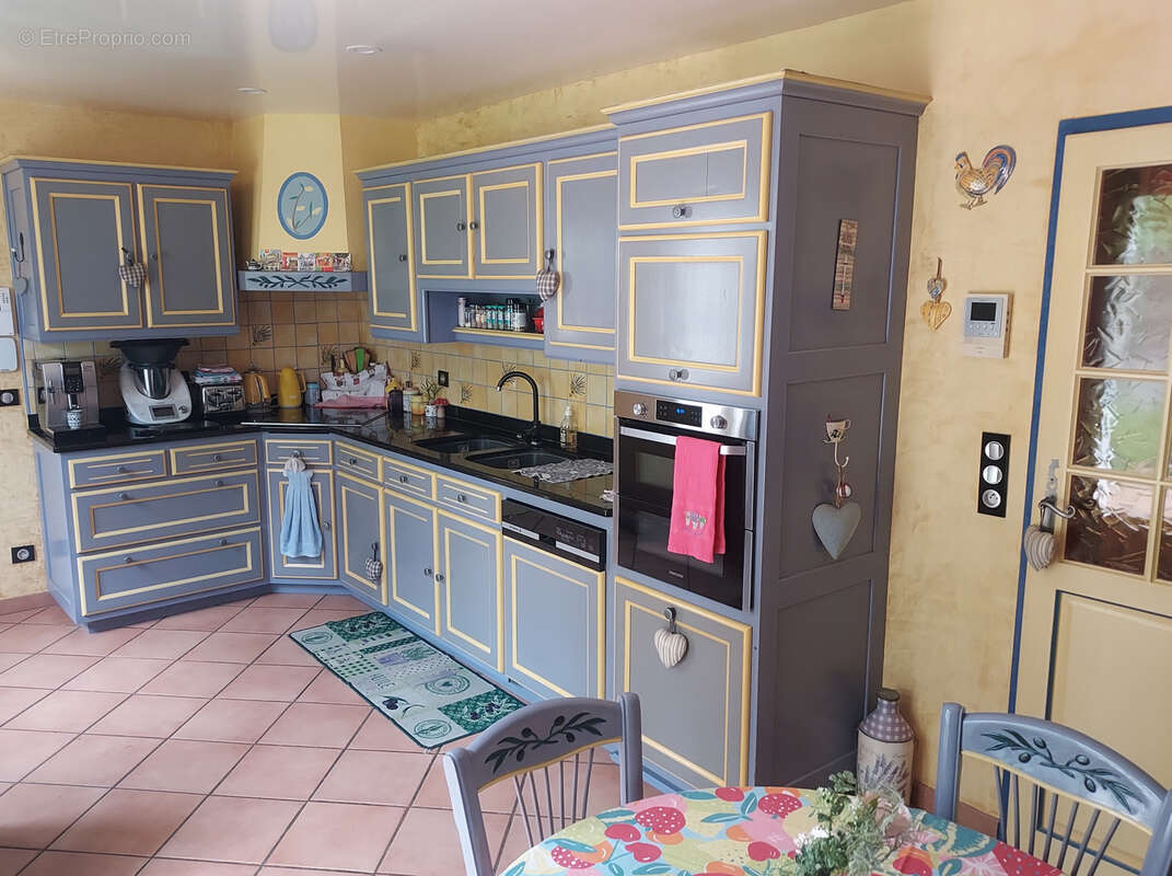 Maison à NESLES-LA-VALLEE