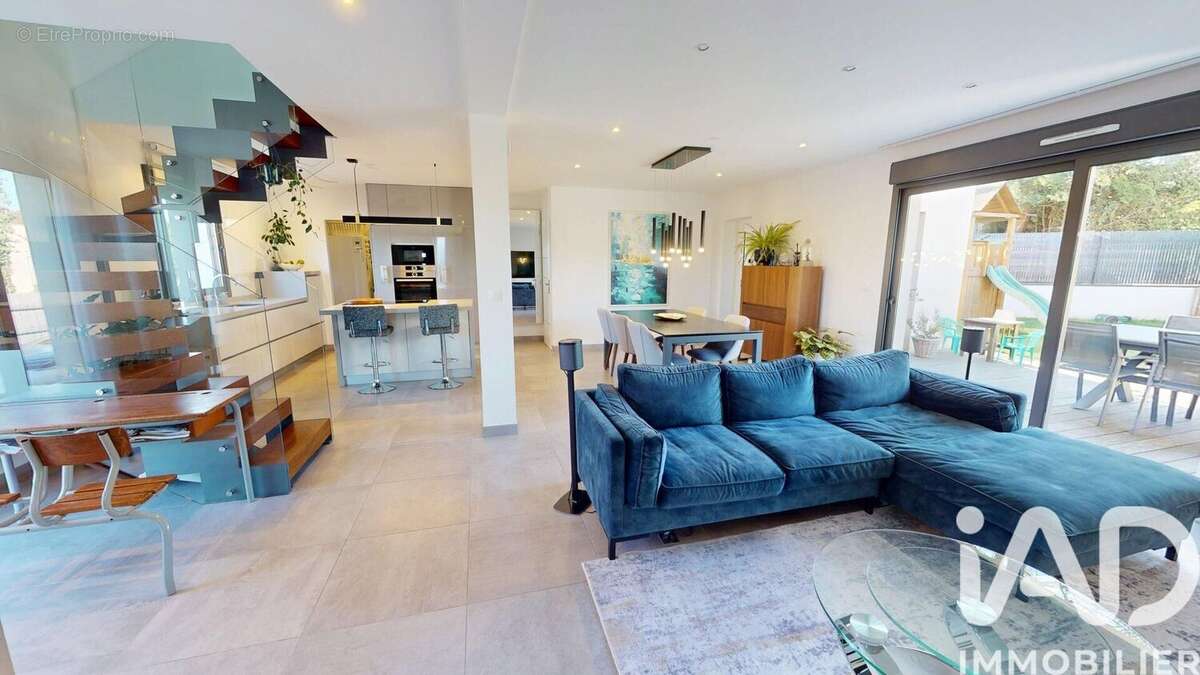 Photo 2 - Maison à MAINCY