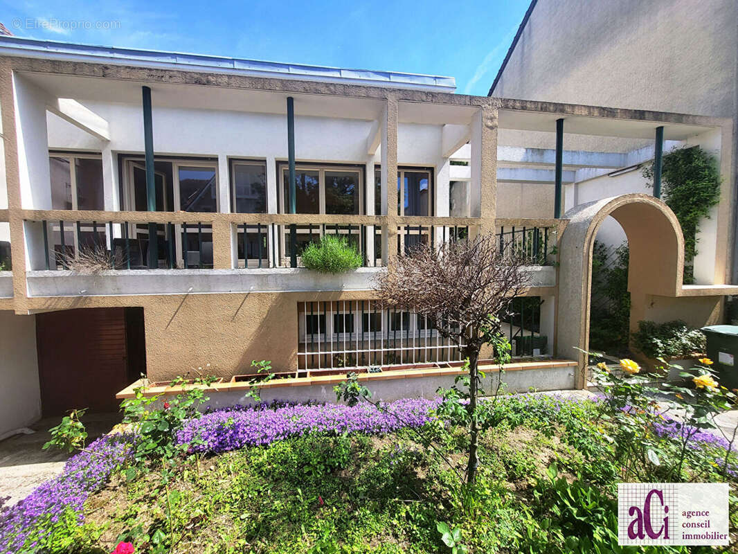 Maison à CHEVILLY-LARUE