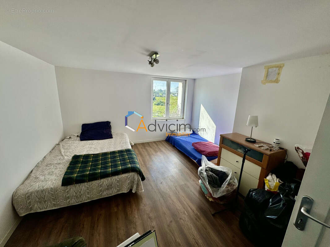 Maison à VIELS-MAISONS