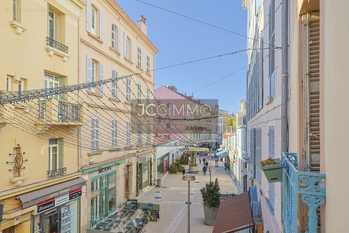 Appartement à HYERES