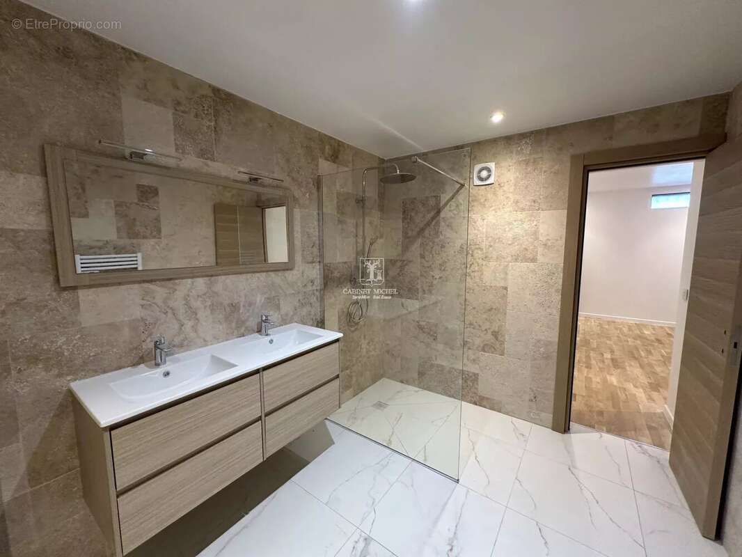 Appartement à VALBONNE