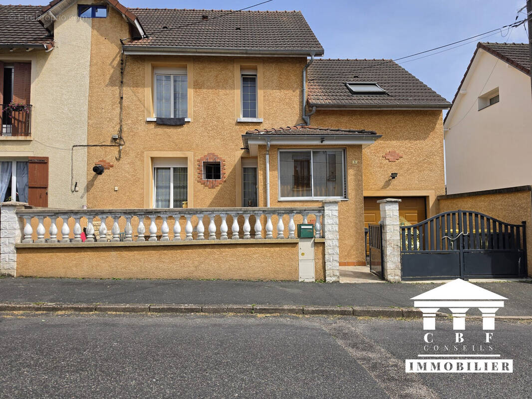 Maison à LE CREUSOT