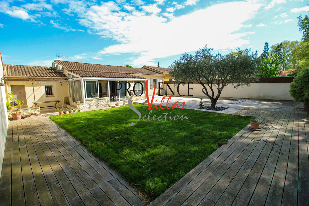 Maison à SAINT-REMY-DE-PROVENCE