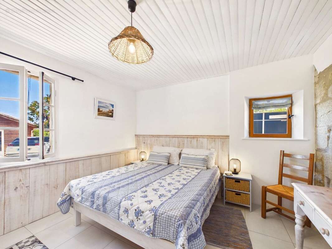 Charmante maison et maison d'amis avec piscines privées et terrasses spacieuses - photo 13