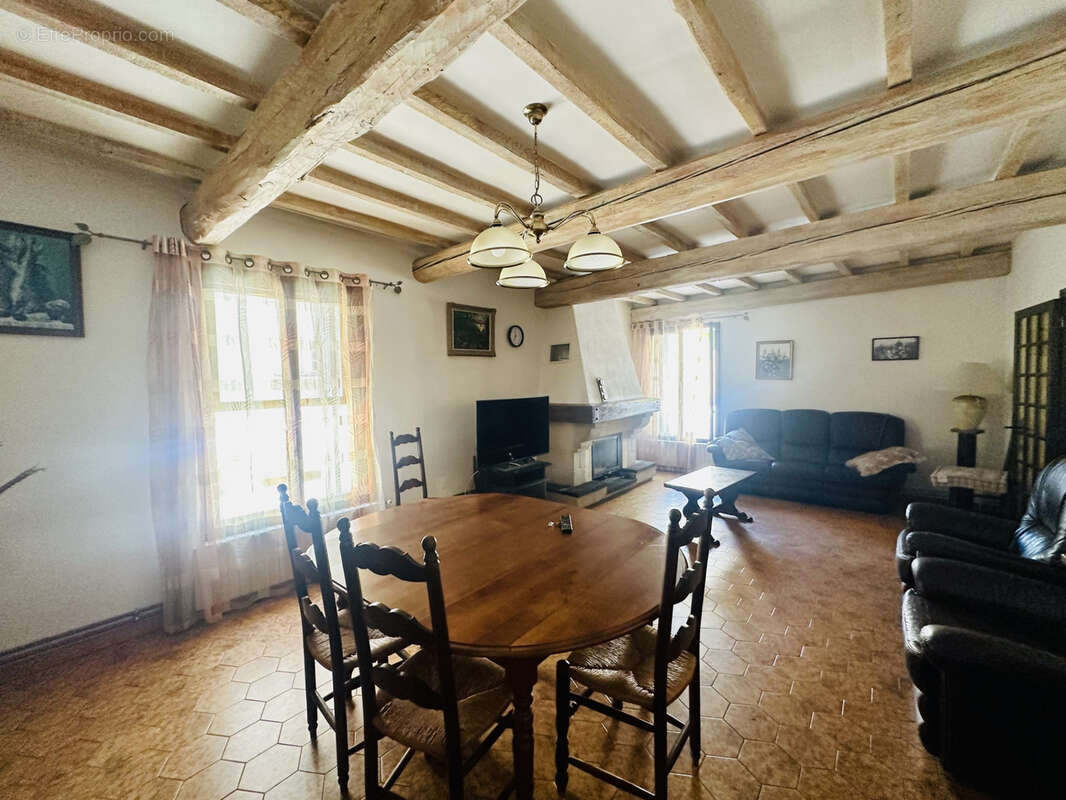 Maison à AIGUES-MORTES