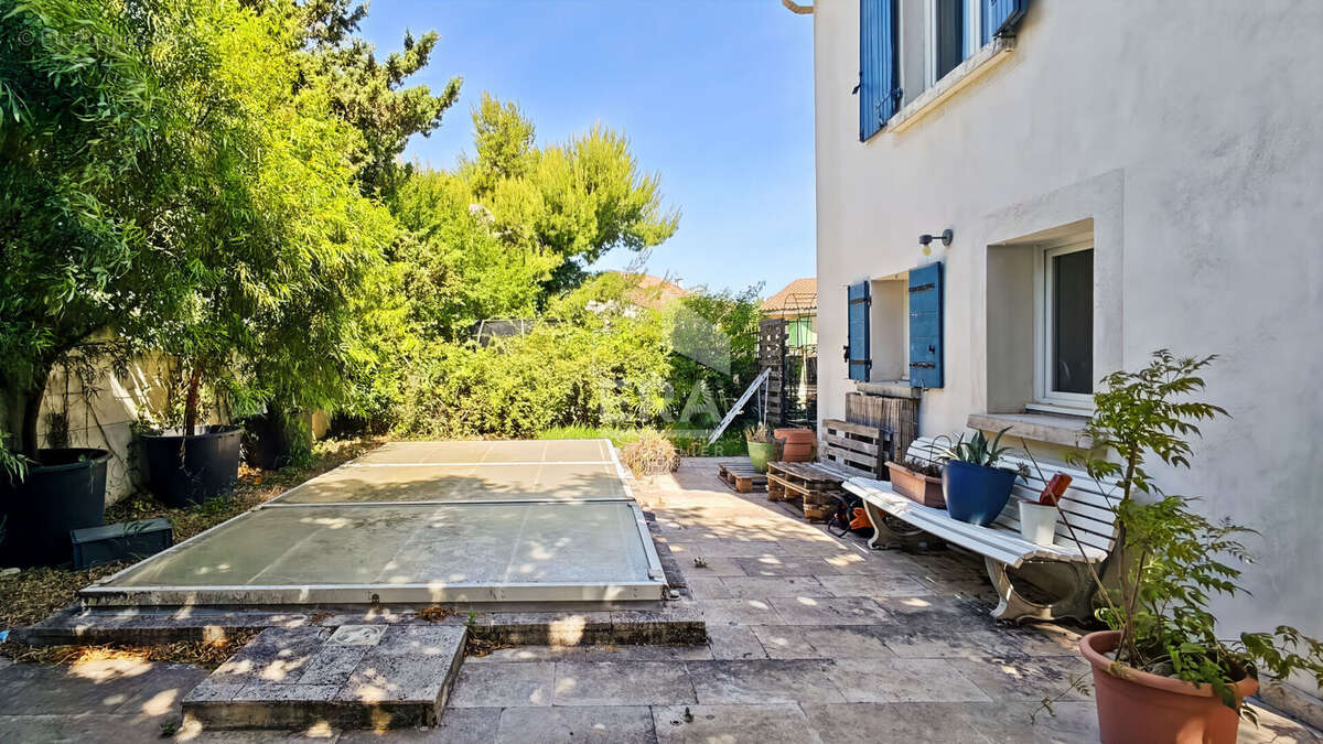 Maison à ROGNONAS