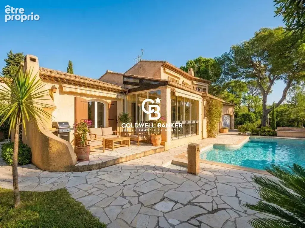 Maison à FREJUS