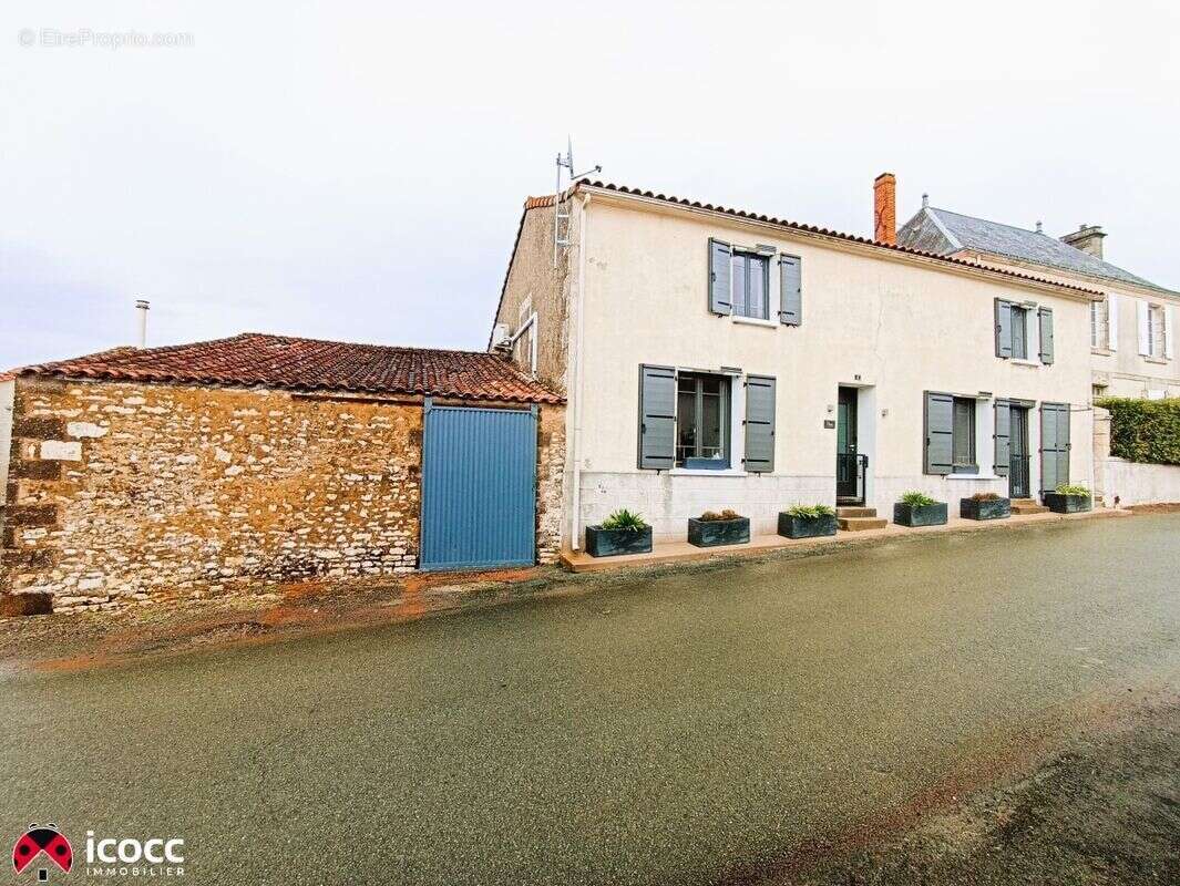 Maison 191 m² à La Bretonniere-La-Claye  - photo 7