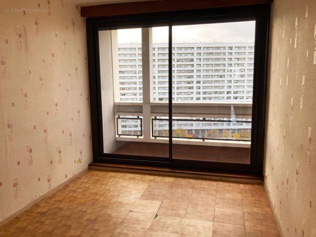 Appartement à LYON-9E