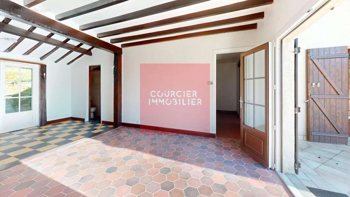 Maison à JOUARS-PONTCHARTRAIN