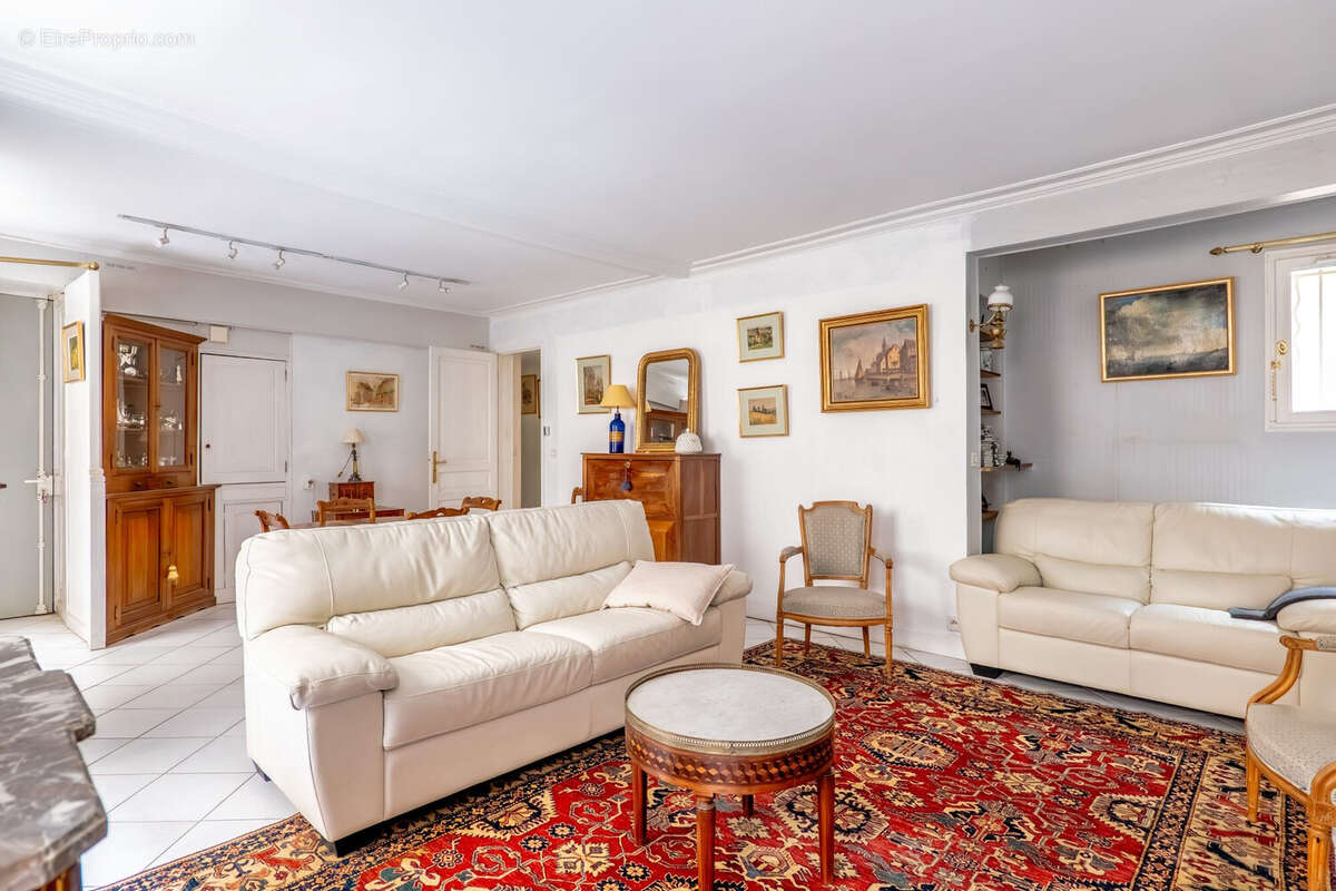Appartement 61 m² à Paris-1e  - photo 9